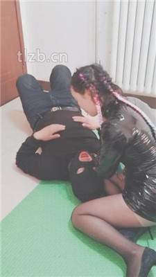 图片[4]-美容院S】骑马/嘴叼高跟/黑丝jio玩虐