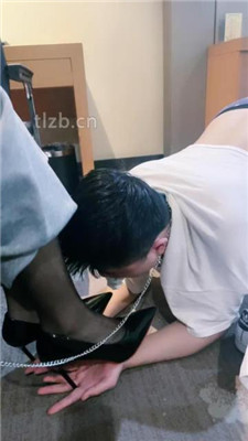 图片[12]-曦姐】白袜塞嘴/跪舔高跟黑丝/脚下喂食完整版】