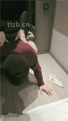 图片[5]-樊樊】肉丝脚全体重踩踏/闻脏鞋臭袜/骑马骑脖