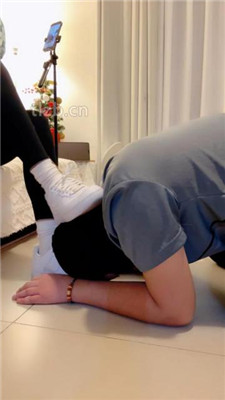 图片[14]-苒溪】清理脏长靴踩踏虐乳/闻白袜鞋窝