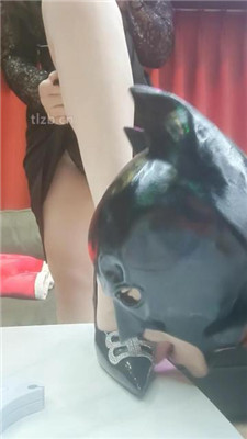 图片[4]-咩祖】跪舔高跟脏鞋/碾压踩狗头/舔鞋底口水/赏赐圣水