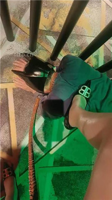 图片[15]-咩祖】跪舔高跟脏鞋/碾压踩狗头/舔鞋底口水/赏赐圣水