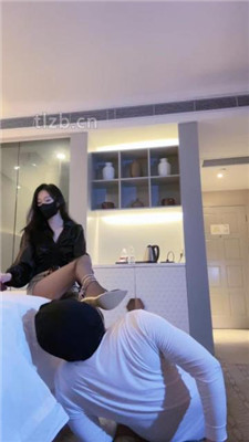 图片[10]-陈莹斯】车模S-高跟黑丝踩虐/鞭打