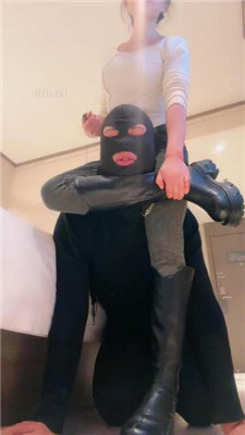 图片[3]-沐阳大小姐】胯下辱/舔脏长靴原味船袜/骑马踩踏/脚喂食