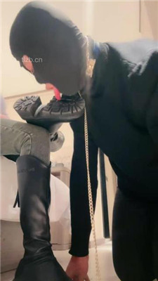 图片[7]-沐阳大小姐】胯下辱/舔脏长靴原味船袜/骑马踩踏/脚喂食