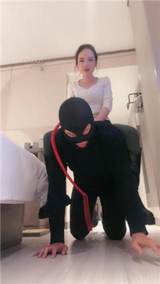 图片[14]-沐阳大小姐】胯下辱/舔脏长靴原味船袜/骑马踩踏/脚喂食