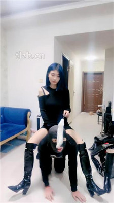 图片[9]-兔兔大人】艺术场-踩狗头磕头/提档/鞭打/闻白袜/舔脏鞋底/跺踩