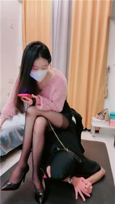 图片[6]-Rina】黑丝诱惑美腿恋足舔