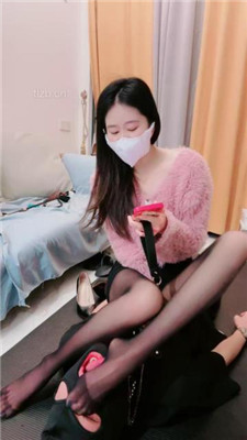 图片[8]-Rina】黑丝诱惑美腿恋足舔