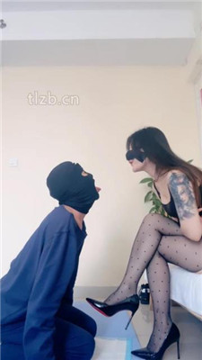 图片[5]-不期而遇】狗舌头清理高跟/迷恋主人的丝袜裸足