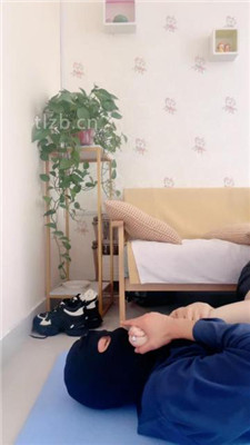 图片[19]-不期而遇】狗舌头清理高跟/迷恋主人的丝袜裸足