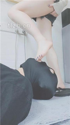 【云儿公主】脚垫裸足恋足狂舔_绳艺库视频下载