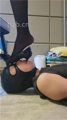 图片[13]-魔鬼天使】丝袜塞满狗嘴/保鲜膜窒息/脚耳光