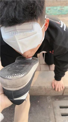 图片[8]-朱砂痣】开发驾校教练舔脏鞋臭脚