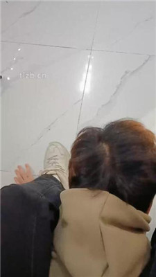 图片[2]-小S】姐姐是女王系列-对运动鞋白袜犯贱