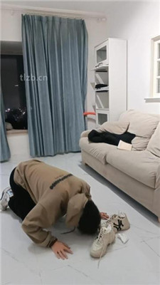 图片[12]-小S】姐姐是女王系列-对运动鞋白袜犯贱