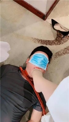 图片[8]-紫琳】转胯爬行/sp/肉丝高跟舔/揪耳朵/人肉座椅/鞋跟插嘴