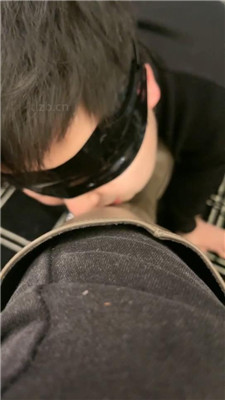 图片[9]-戚戚情侣主】绿帽老公爆吸男主白袜/耳光/舔脚