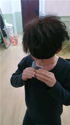 图片[12]-北京啡啡】全体重踩踏/舔脏鞋臭脚/人肉脚垫