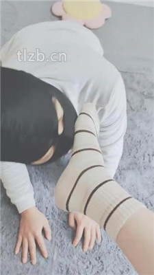 图片[3]-云儿公主】棉袜踩踏/恋足狂舔