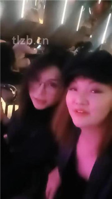 图片[11]-乐爷】酒吧双主双狗玩SM主奴游戏