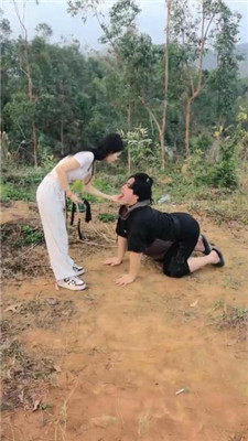 图片[7]-阳阳】双S-户外-舔泥巴脏鞋/骑马狗链遛狗/鞭打