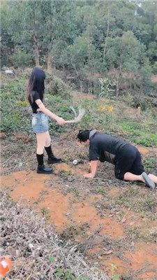 图片[10]-阳阳】双S-户外-舔泥巴脏鞋/骑马狗链遛狗/鞭打