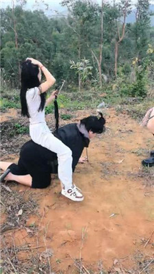 图片[13]-阳阳】双S-户外-舔泥巴脏鞋/骑马狗链遛狗/鞭打