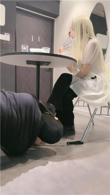 图片[8]-抬头直视姐姐】白发魔女S第一次尝试玩SM