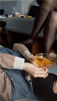 图片[7]-苏州KK】卫生巾贴嘴/灌圣水/高跟黑丝碾压踩/喂食咀嚼物