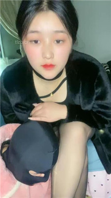 【桃雾】迷恋姐姐的黑丝美腿_绳艺库视频下载