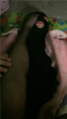 图片[4]-桃雾】迷恋姐姐的黑丝美腿