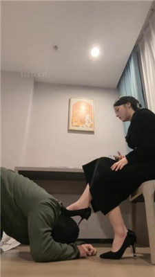 图片[2]-娩娩大魔王】白领S-高跟裸足恋足舔