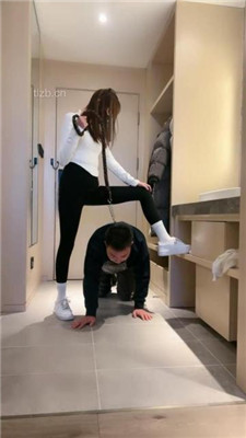 图片[5]-酒鸽】小白鞋白袜踩狗爪/骑马转胯/狂吸白袜脚/吃袜