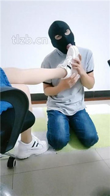 图片[13]-广东迪迪】双S-跪舔小白鞋高跟双视角完整版】