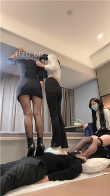 图片[5]-虞姬】3S-高跟/小白鞋全体重踩踏-耳光/臭脚捂脸完整版】