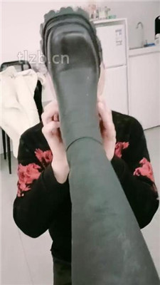 图片[2]-九莲】长靴踩虐/坐脸窒息/脚耳光/胯下辱