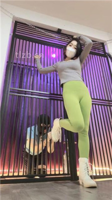 图片[7]-朱砂痣】圈养犬化-关牢饭-闻臭白袜-骑马爬行遛狗双视角版】