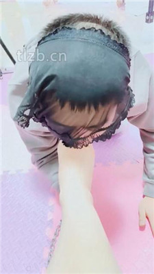 图片[11]-高跟姐姐】内裤套头/鞋垫面包喂食/品尝裸足完整版】