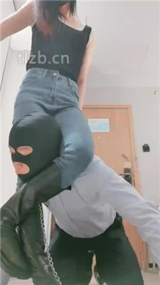 图片[8]-妮蔻】长靴脚下踩虐/胯下辱/闻臭脚臭脚丫/插嘴