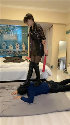 图片[13]-柯儿大小姐】女王的长靴-踩踏提档