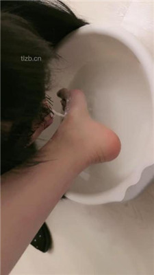 图片[3]-美美子】牛奶浴足舌头保养/混合升水洗脚水强制喝到饱