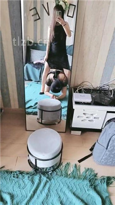 【廊坊女王祖宗】高跟玉足近距离狂舔【完整版】_绳艺库视频下载