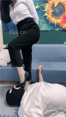 图片[10]-木子大大】狗儿子舔主人的脏鞋底