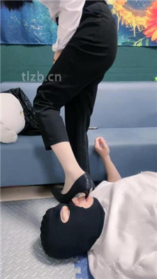 图片[11]-木子大大】狗儿子舔主人的脏鞋底