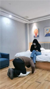 【阿北】班主任居然说想舔我的脏鞋_绳艺库视频下载