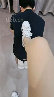 图片[2]-嘉妮】贝壳头肉丝脚踩虐/伺候沐足