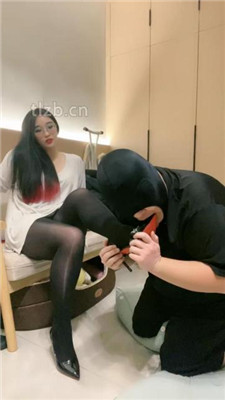 图片[3]-小羊】黑丝脚踩踏/抽耳光/掐脖掐乳