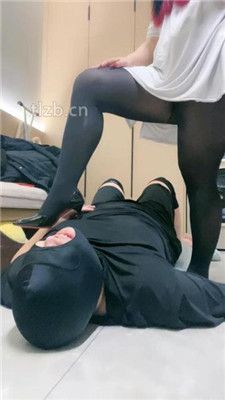 图片[18]-小羊】黑丝脚踩踏/抽耳光/掐脖掐乳