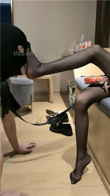 图片[4]-点点】长时间-黑丝臭脚丫挑逗绿帽前任